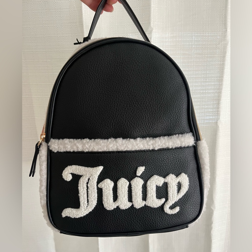 🖤❄️Black Juicy Couture backpack❄️🖤